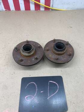 1369633 General Motors Gm Chevrolet Pontiac Buick Oldsmobi 1964 67 68 69 70 1972 Chevelle Gto Camaro Nova Skylark Front Hub Hubs Set Pair