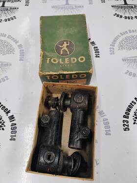 Es23 Toledo Steel 1937-38 Chevy Vintage Tie Rod Ends #es23 With Original Box