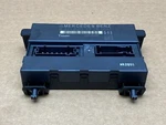 2006 Mercedes SLK280 Convertible Roof Control Module Oem LOT750. Fixed Price $81.90.